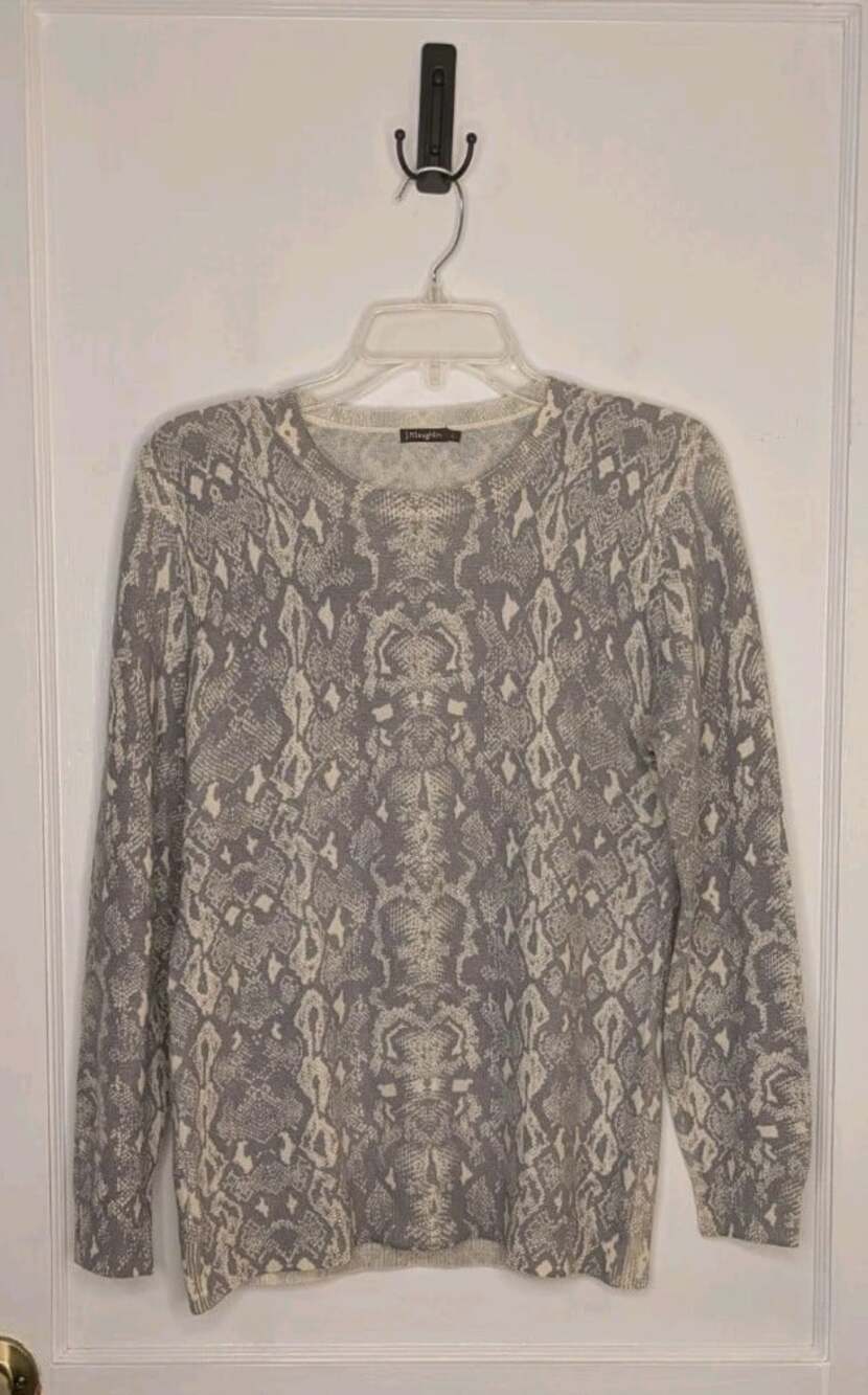 J. McLaughlin 100% Cashmere Sweater Large Python Snake Print Gray Mobwife
